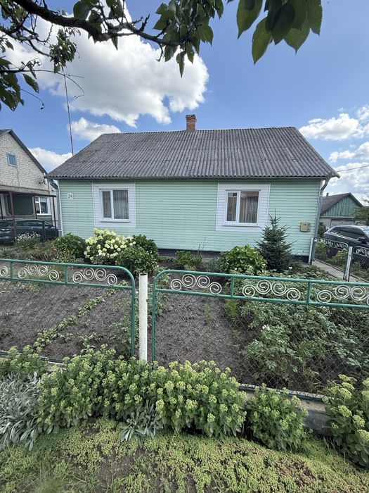 Продається будинок в селищі Володимирець, вул. Х.Хуткого