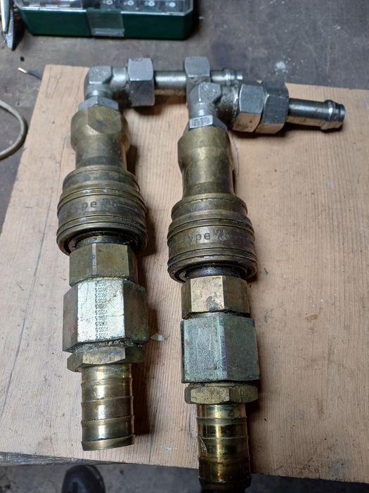 Szybko złączki hydrauliczne