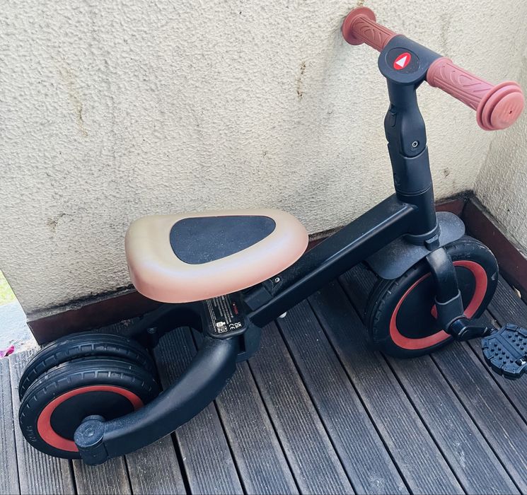 Bicicleta triciclo criança