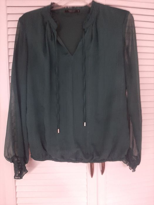 Bluzka koszula z błyszczącą nitką