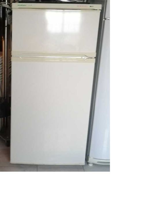 Frigorífico duas portas, como novo
