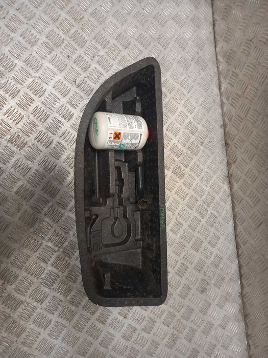 Wkład Bagażnika Ford C-Max Mk2