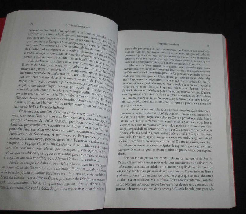 Livro Um Poeta Recorda-se Armindo Rodrigues