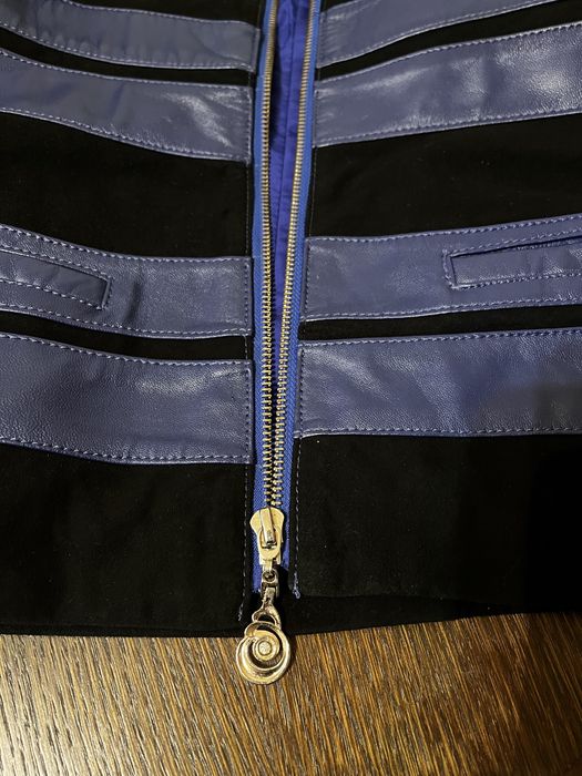 Женская кожаная куртка с замшевыми вставками