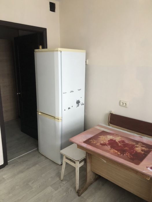 Оренда 1-кімн квартири, 4 рн, Лівий берег