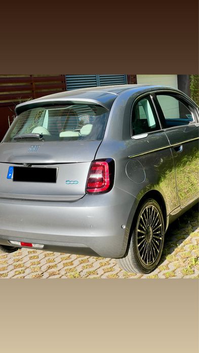 Fiat 500 E La Prima