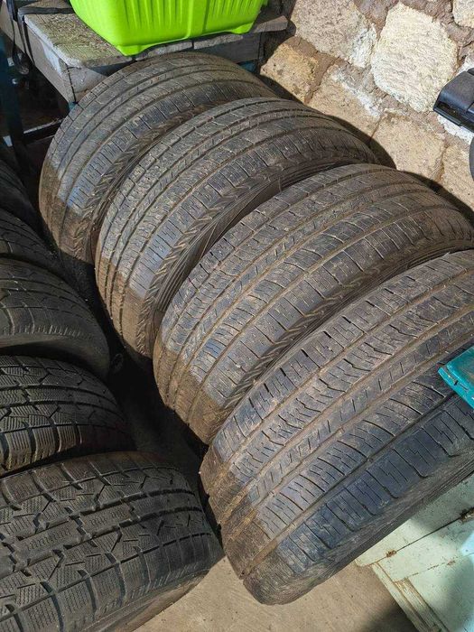 Літні шини Kumho Road Venture APT KL51 275/65 R17 113H