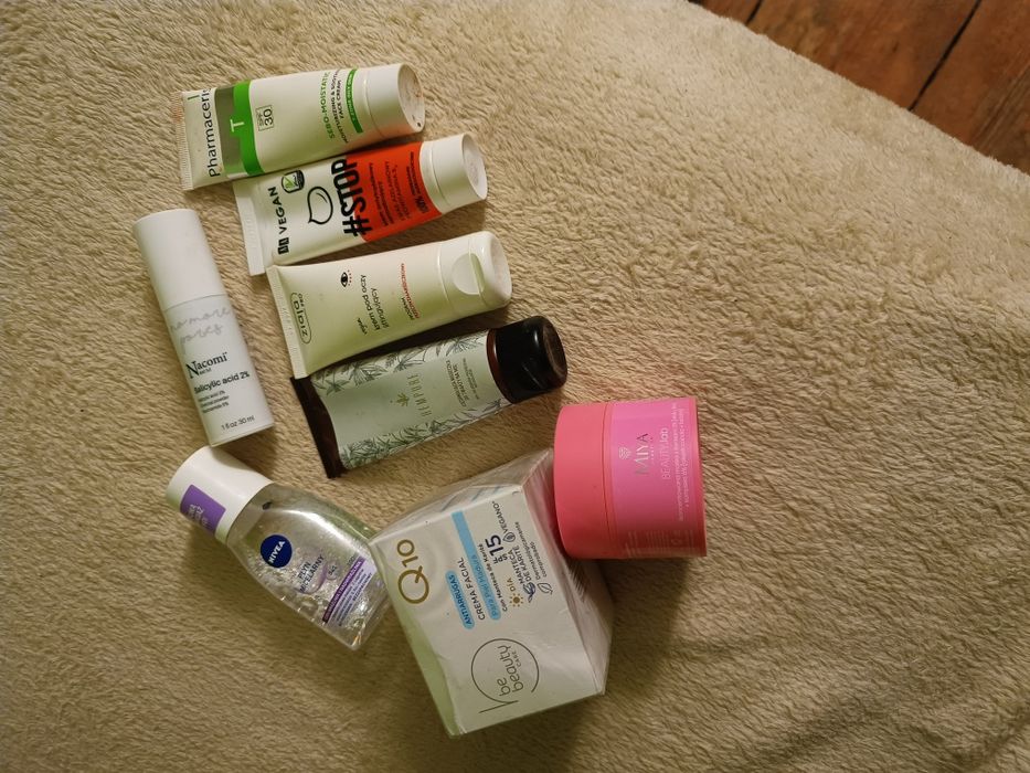 Kosmetyki po terminie/Miya,nacomi,pharmaceris