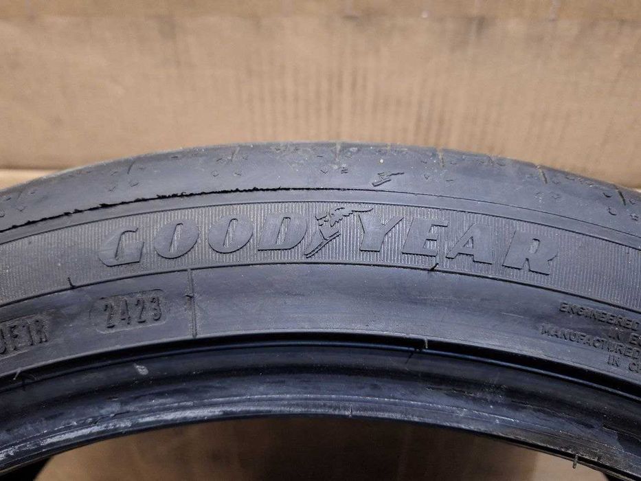 Літні шини резина 235/45 R21 + 255/40 R21 Goodyear Efficient grip