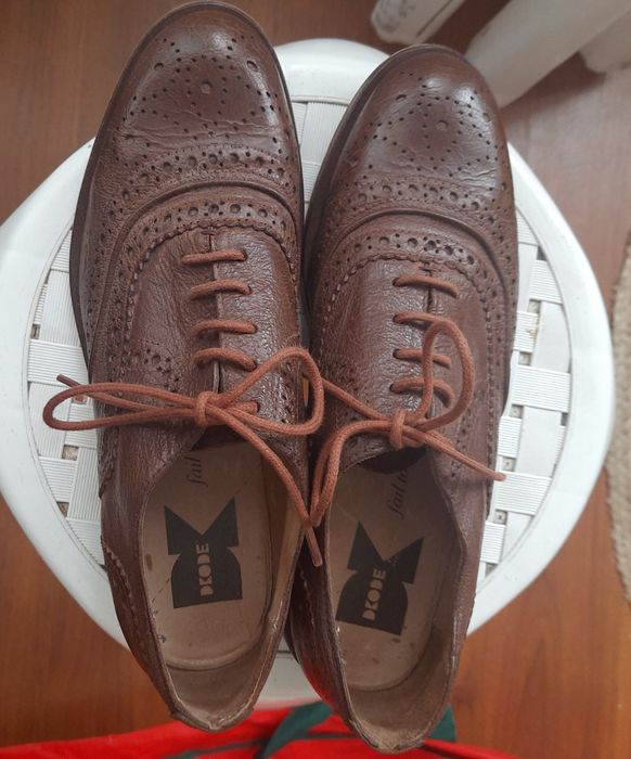 Sapatos de pele para senhora 37