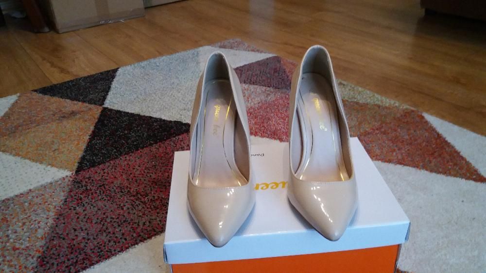 Buty Lakierowane