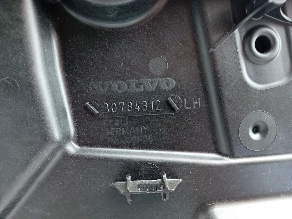 Elevador vidros trás esquerdo VOLVO V60 I Cross Country (157)
