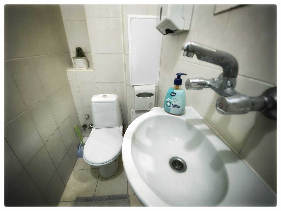 Место в комнате! Печерск! Старонаводницкая.