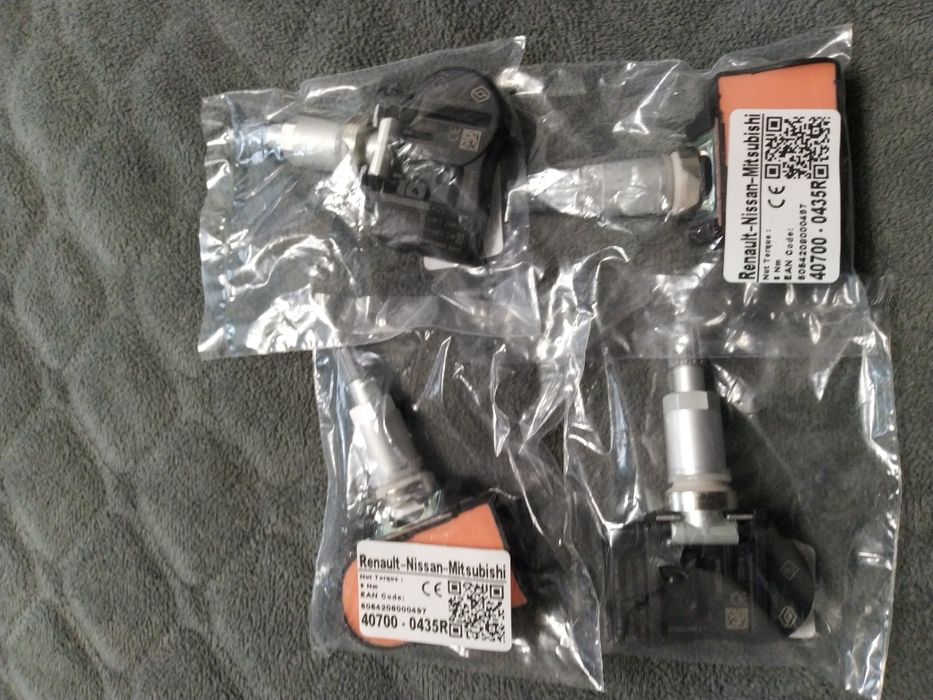 Датчики тиску давления шин Renault Megane 3 Scenic 3 Laguna 407000435R