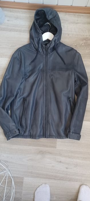 Куртка новая massimo dutti
