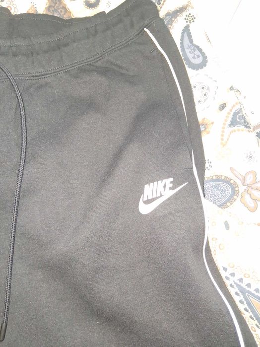 Spodnie dresowe Nike rozm. M