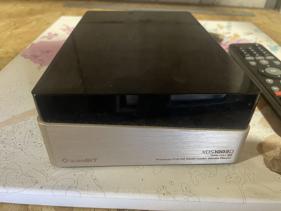 Cетевой медиаплеер iconBIT XDS1003D