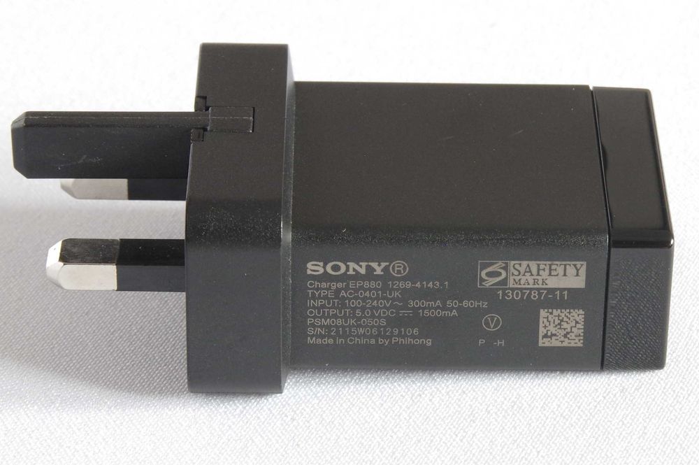 Ładowarka sieciowa Sony EP880 | Wtyczka UK | 1.5A