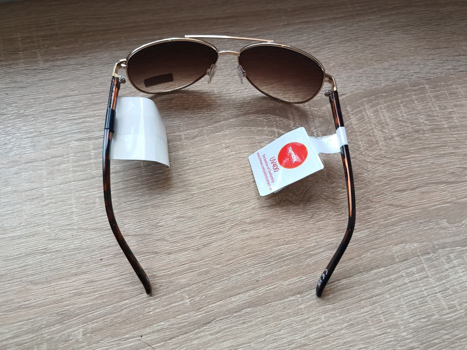 Okulary przeciwsłoneczne Tommy Hilfiger