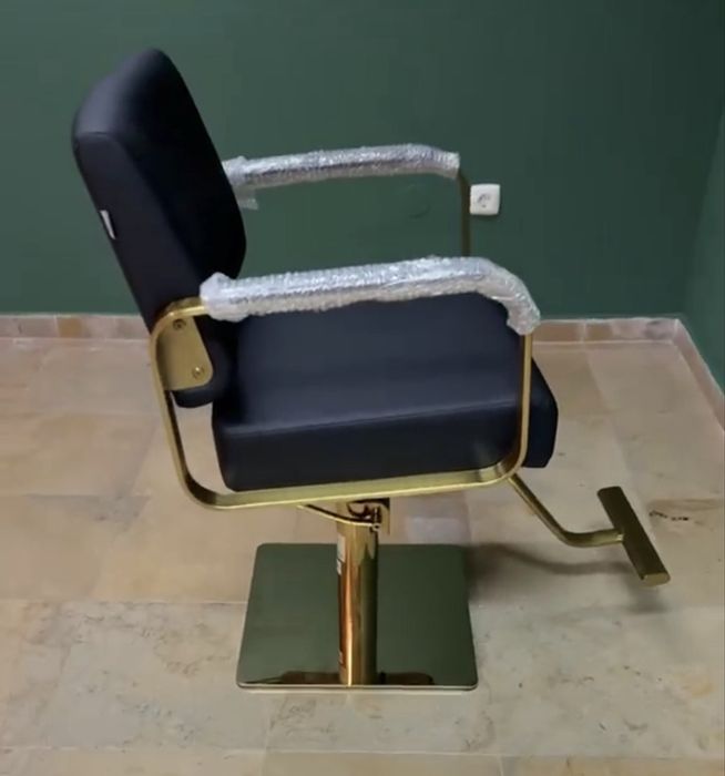 Cadeira e lavator