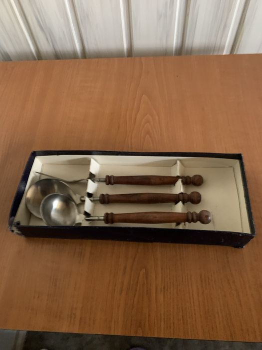 Komplet stolowy 3-cześciowy PRL