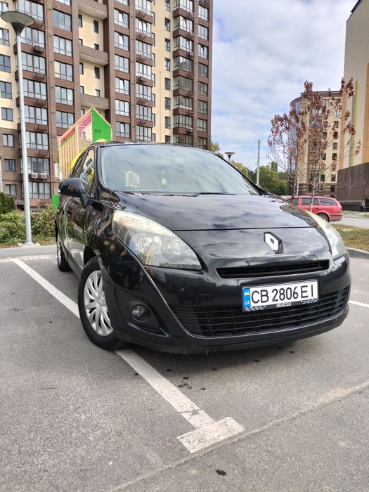 Рено Ґранд Сценік
