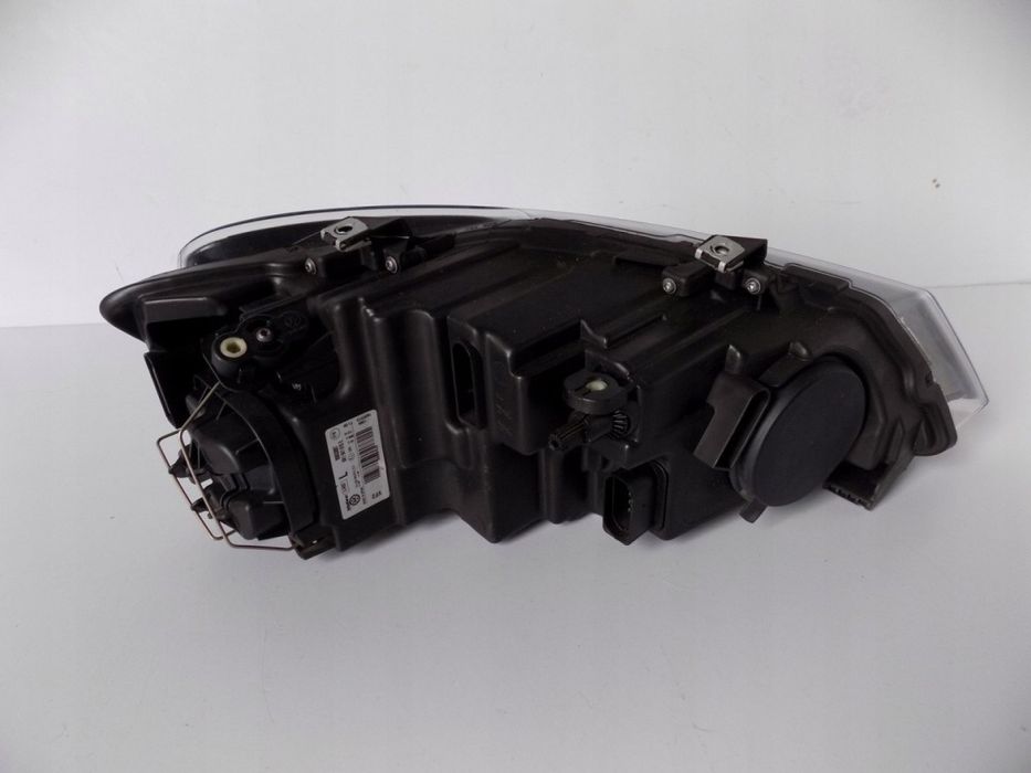 VW Polo Lampa przednia H7 Lewa - 5177