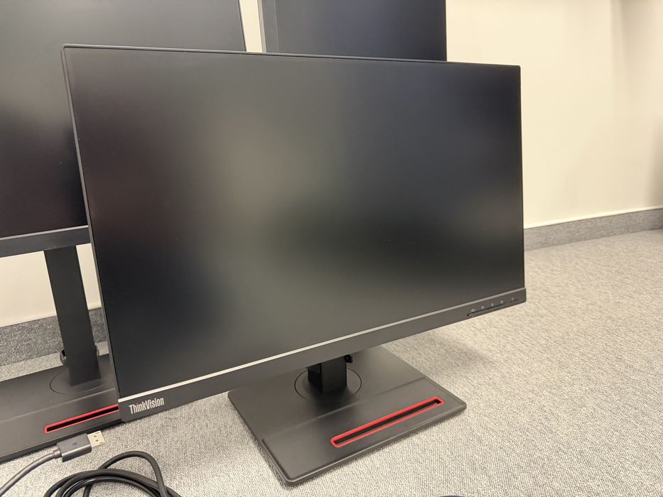 Monitor Lenovo VNA5VYYA 24 cale