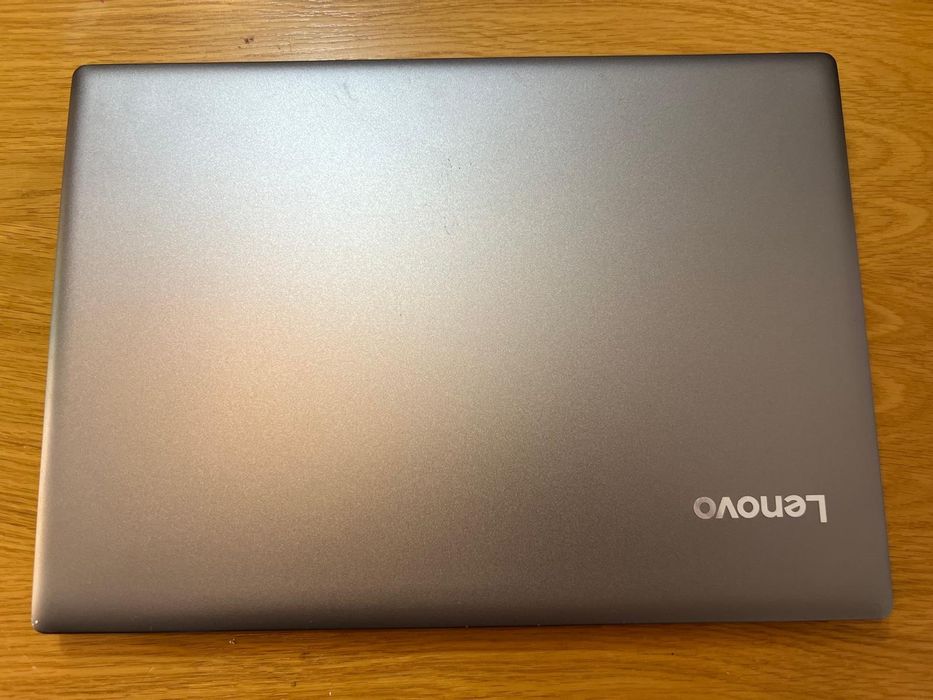 LAPTOP LENOVO IDEAPAD 520S i5-8250 RAM: 8 GB Dysk 256 NVme