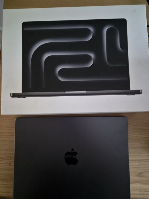 MacBook Pro M4 (Space Black) – 16 GB RAM / 512 GB SSD | Faktura VAT 23%