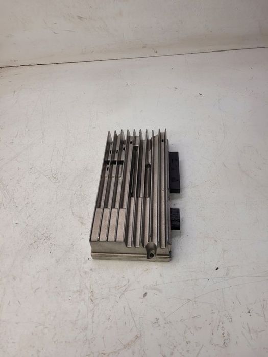 WZMACNIACZ BANG OLUFSEN 8T0035223S AUDI A4 A5 Q5