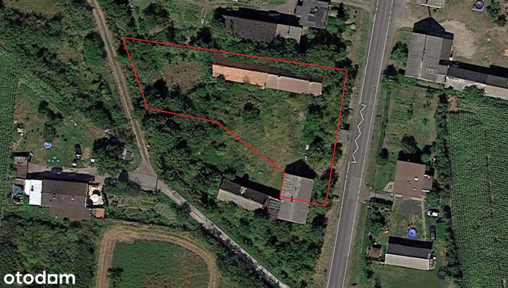 Nieruchomość z dużym budynkiem gospodarczym 324 m² i działką 2400 m²
