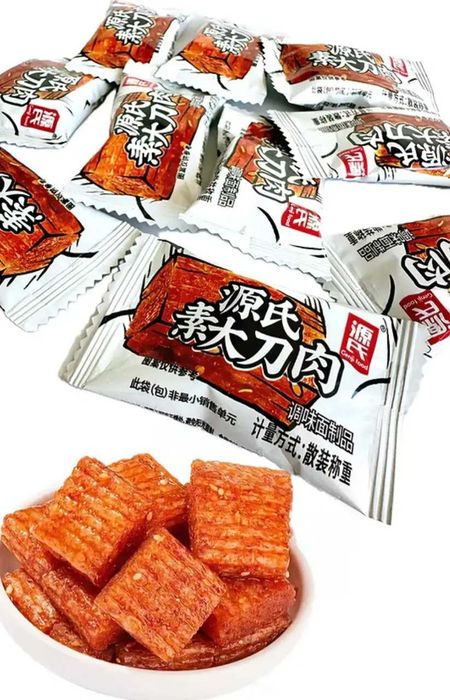 Велика упаковка латяо Genji Food Latiao Spicy Snack 40 шт