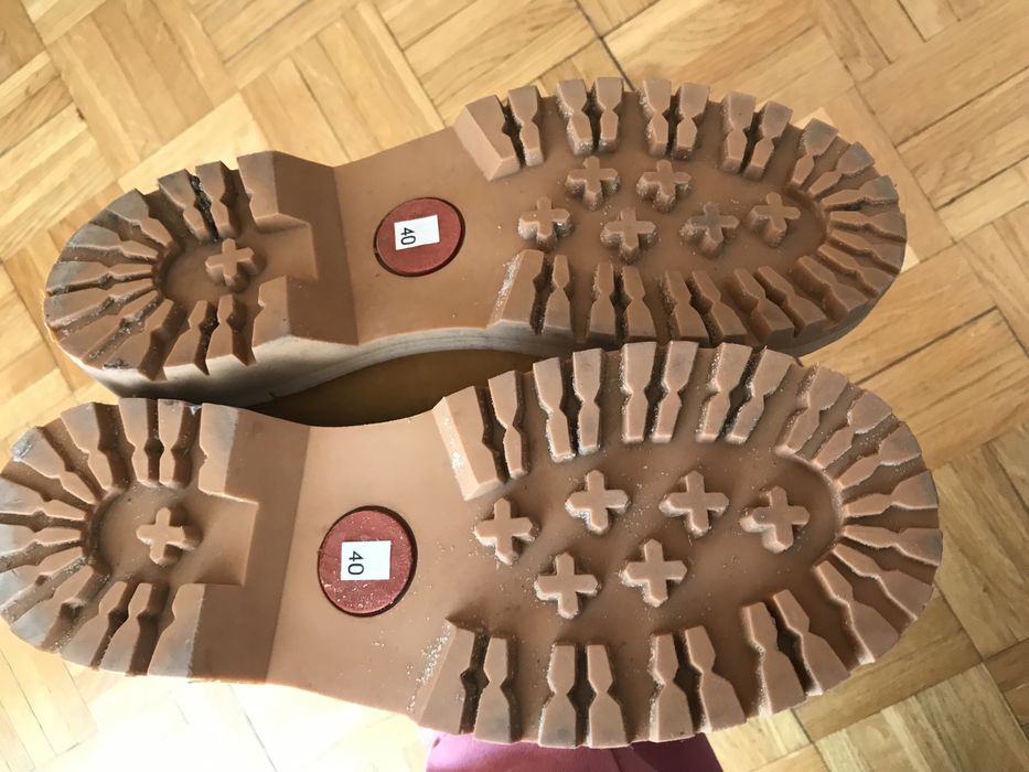 Buty meskie za kostke 40