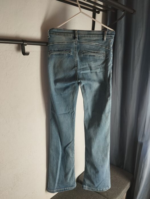 Niebieskie Dżinsy dzwony