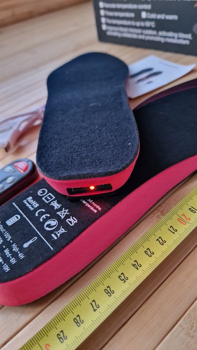Стельки грелки с пультом управления и аккумулятором 40-46р