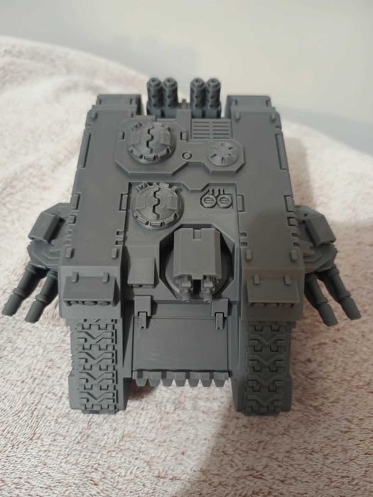 Warhammer 40k Land Raider
