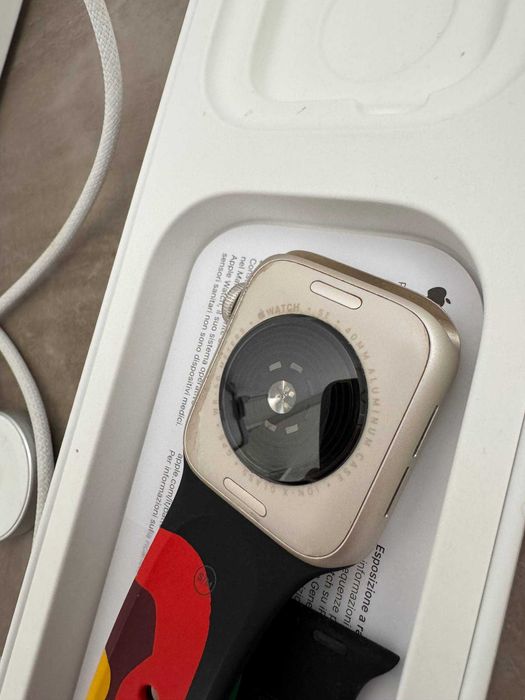 Apple Watch SE (Gen 2) 40mm Starliant Al Star Se 5/M GPS
