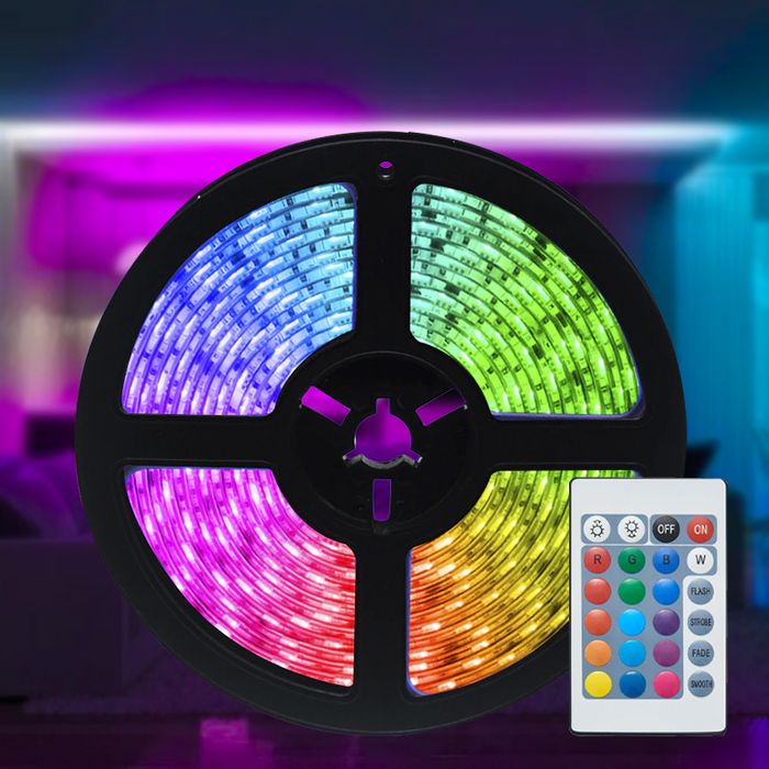 Светодиодная гибкая RGB 300 LED лента для подсветки 5 м 3528