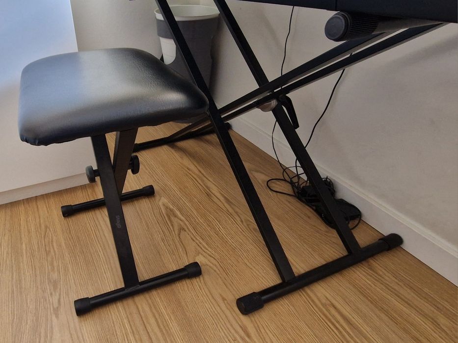 Teclado digital Yamaha dgx 660