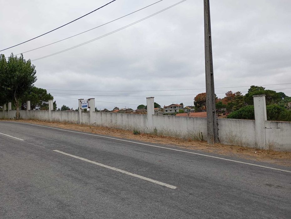 Lote de terreno com 1000m2 ótima localização