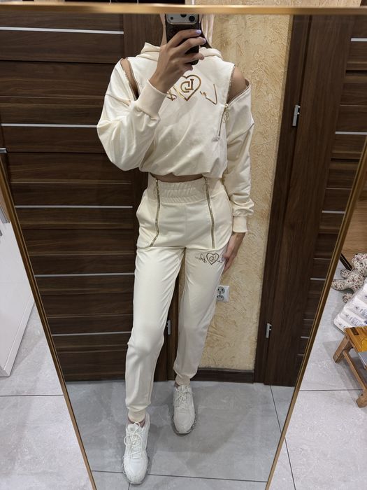 Dres komplet dresowy premium vanilla La Diva Polska Produkcja M
