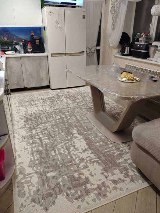 Безворсовий килим на латексній основі