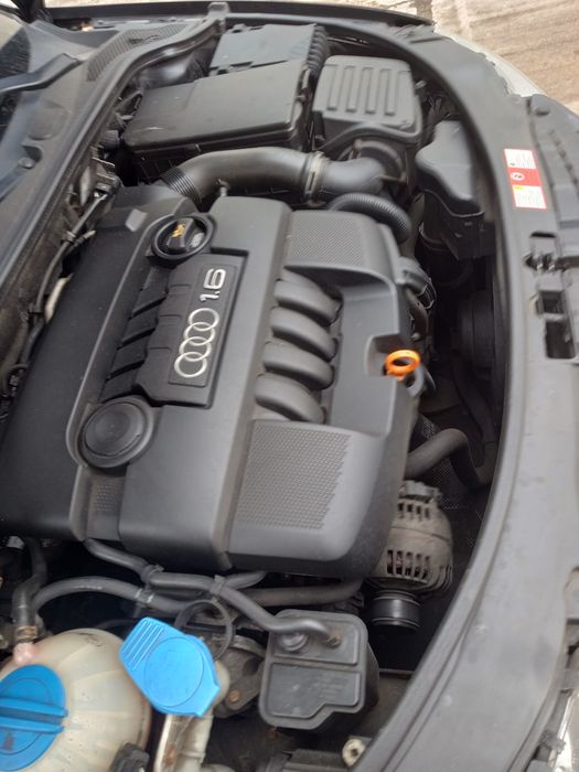 Sprzedam audi a3 8p automat  1.6 benzyna