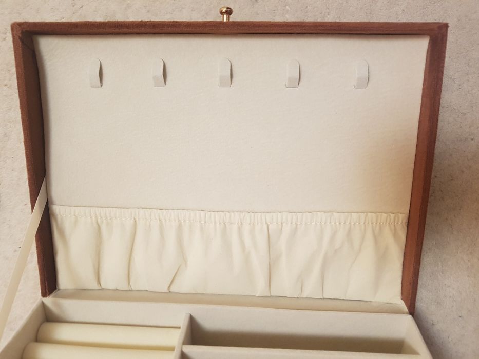 Szkatułka kasetka na biżuterię