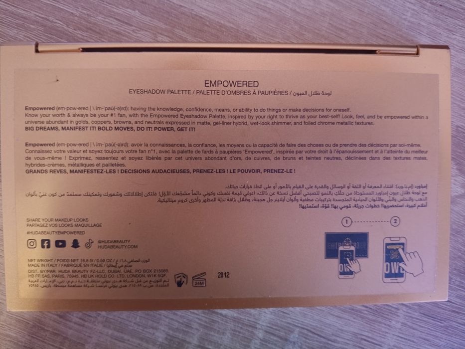 Huda Beauty – Empowered – Paleta cieni do powiek