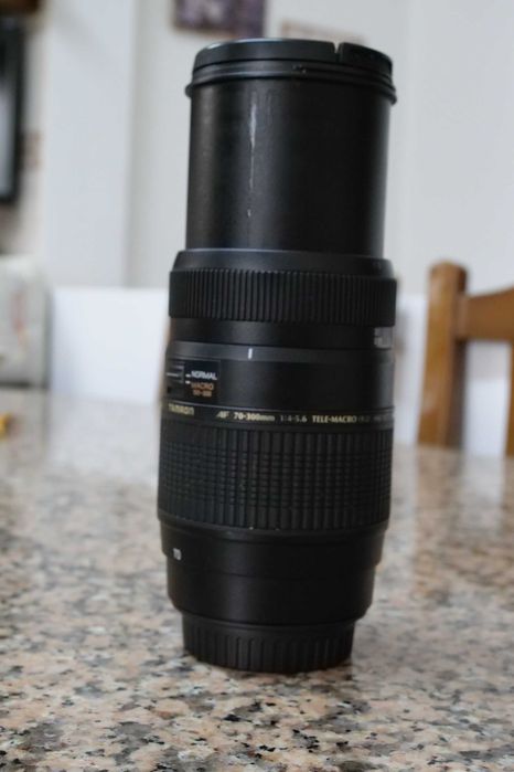 Tamron 70-300mm f/4-5.6 Di LD Macro 1:2 (A17E) p/ Canon EF