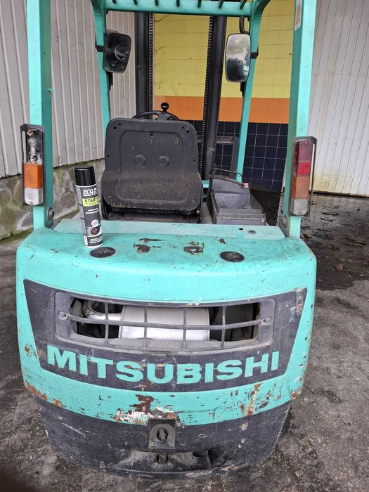 Vendo Empilhador  usado