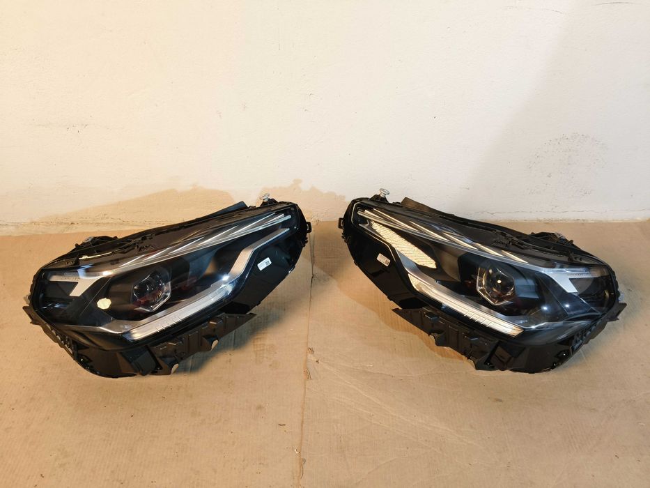 Передні ліхтарі BMW 2 G42 в наявності