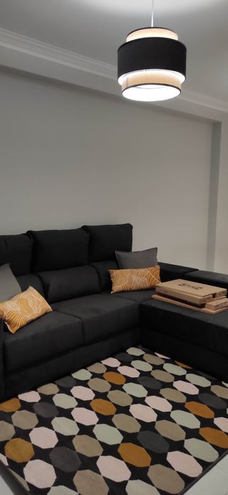 Sofá Chaise Longue Preto – Muito Estimado e Confortável
